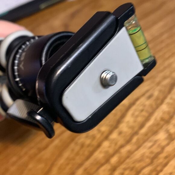 Joby GorillaPod Tripod with Level for Smartphones - Picture 8 of 9